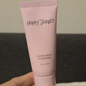 Honey Jarret Clean Whip Cleanser 30g 1.05 oz